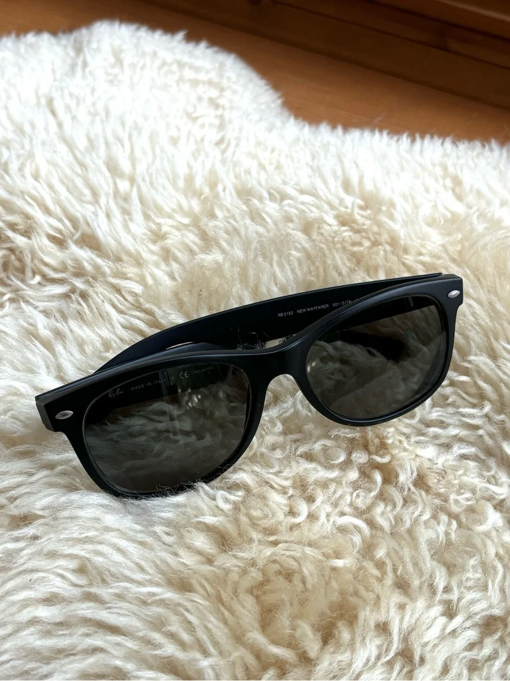 Ray Ban New Wayfarer Polarized Sunglasses